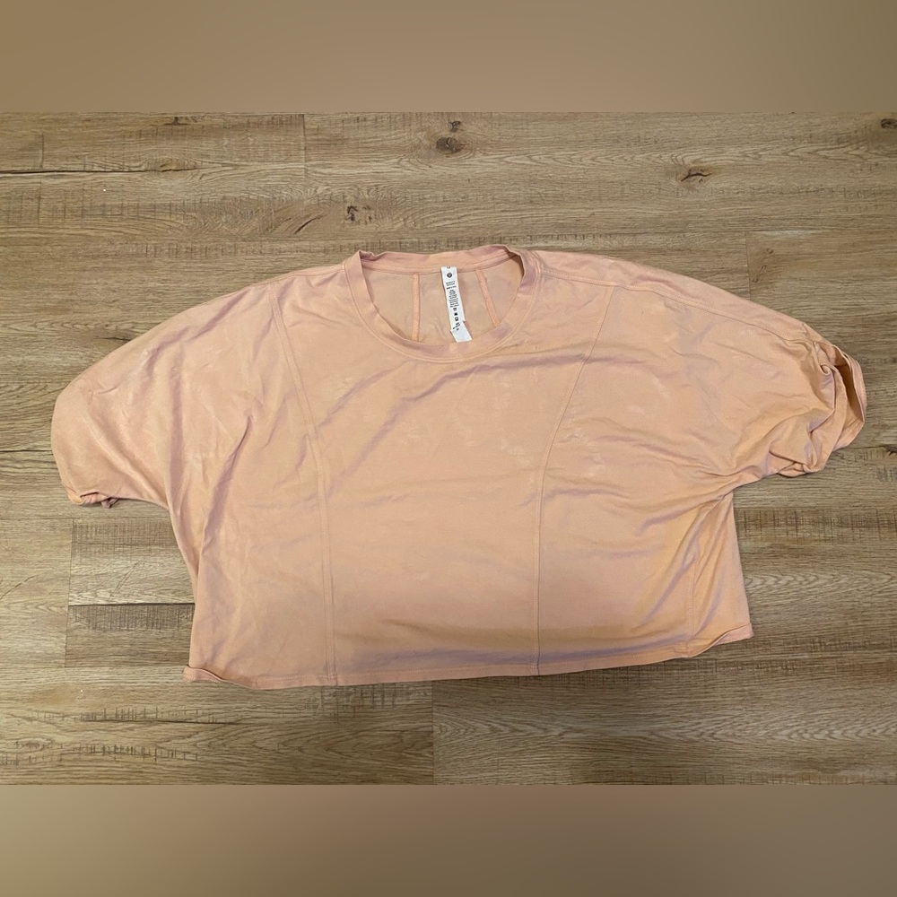 Lululemon Boxy Cropped T-Shirt
